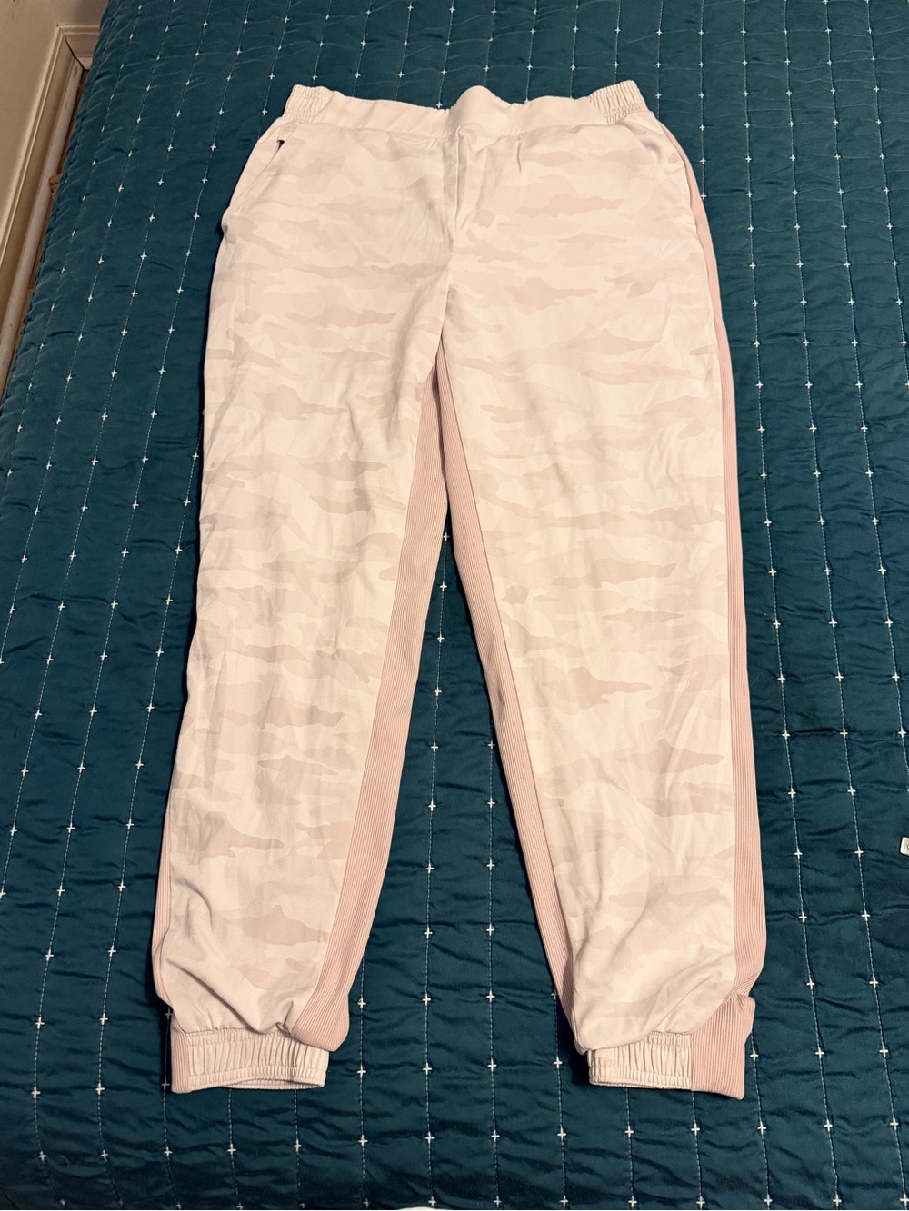 Athleta Pale Pink Camo Jogger Pants
